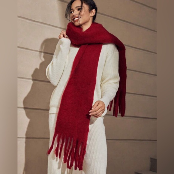 Burgundy Soft Blanket Scarf - Picture 1 of 3